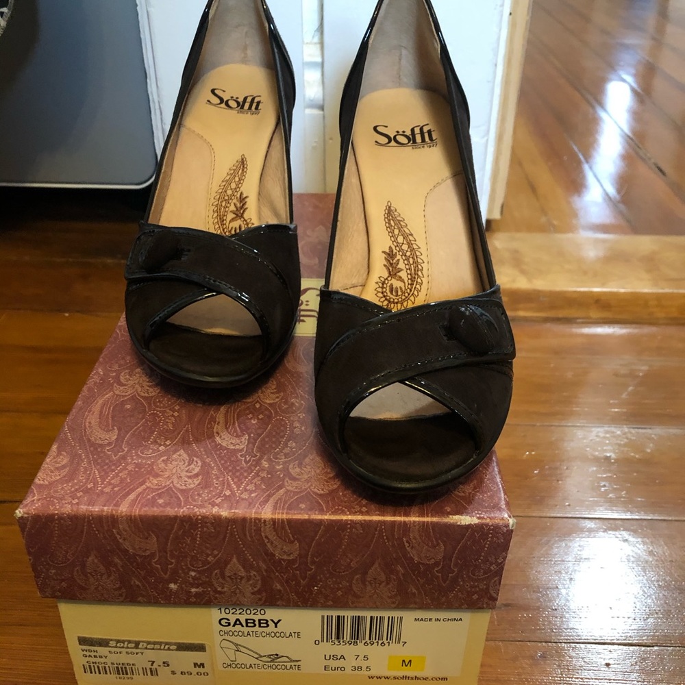 Shoes, Sofft brand